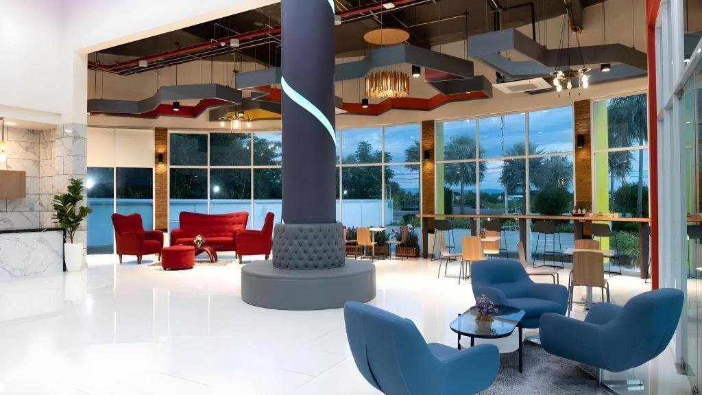 B2 Mae Sot Boutique & Budget Hotel Экстерьер фото